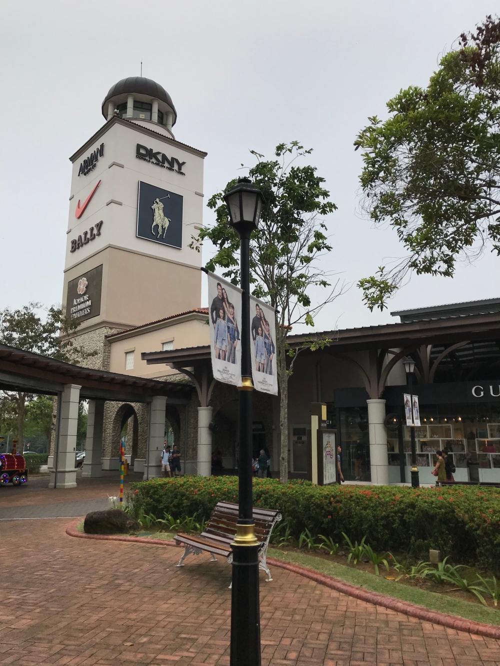 Day trip to Johor Bahru: Paradigm Mall / Johor Premium Outlets